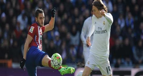 مودريتش: التحكيم عبر الإعادة التلفزيونية يتسبب في ارتباك اللاعبين 